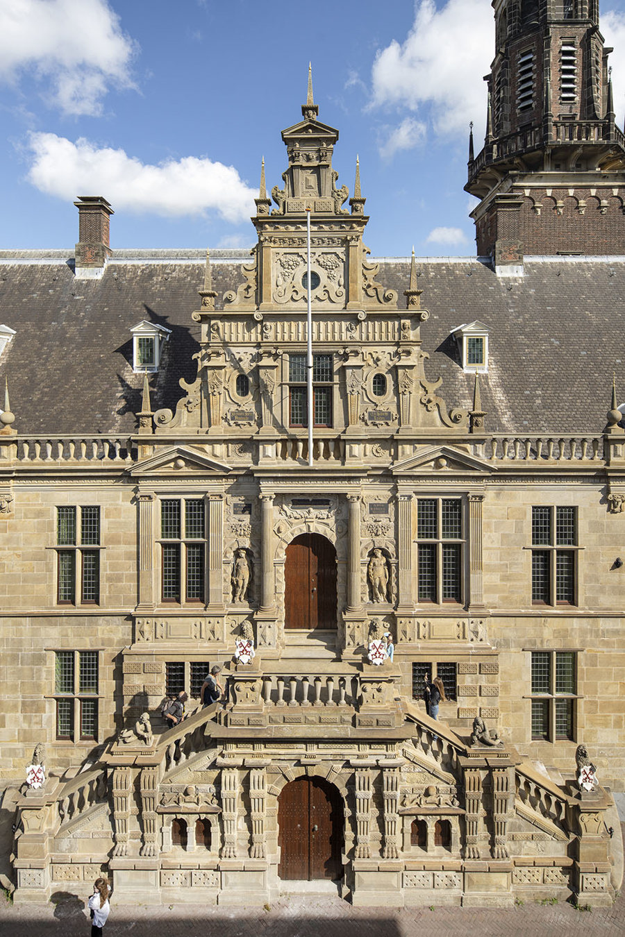 Stadhuis Leiden TAK architecten rijksmonument restauratie renovatie bestuursgebouw gemeente leiden
